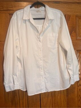 a.n.a White Long-Sleeve Button-Down Shirt
